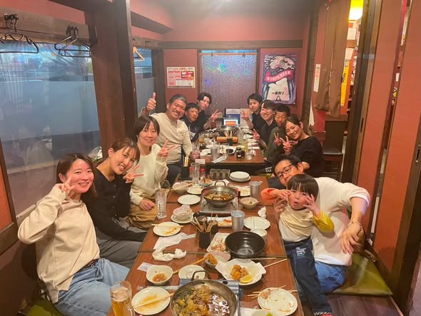 スタッフの懇親会の様子